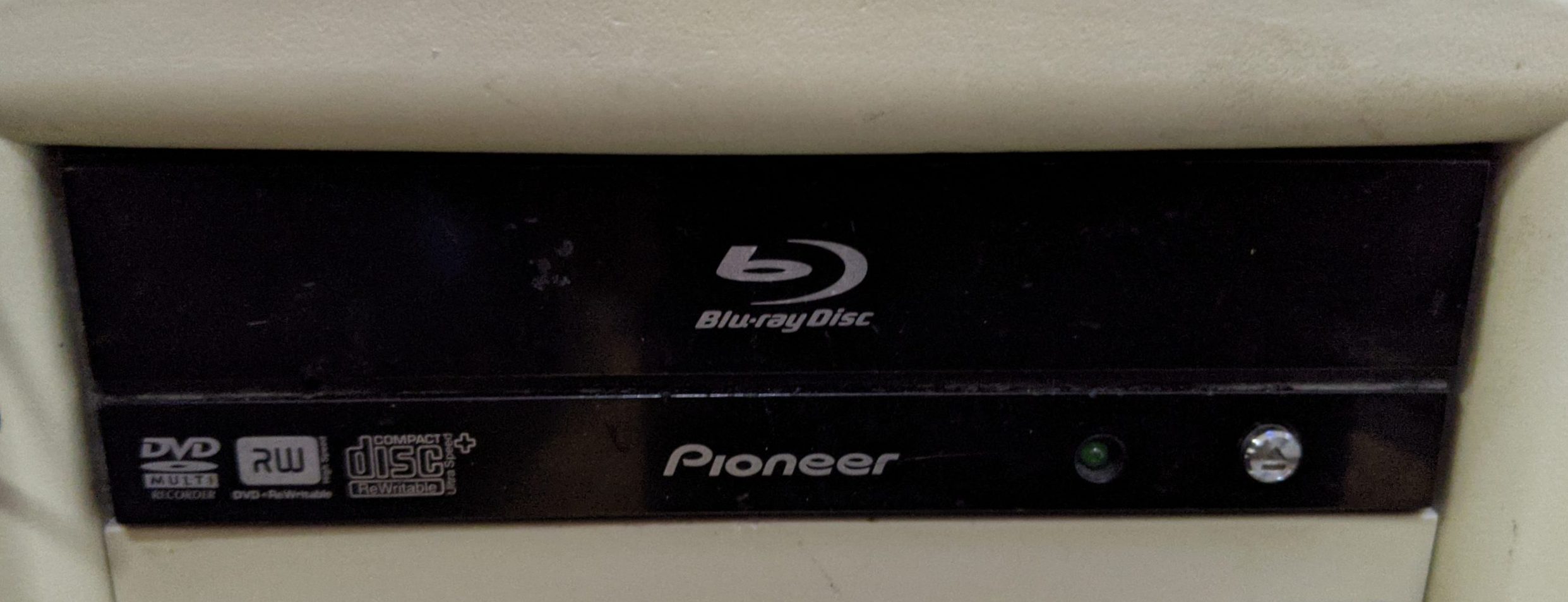 Pioneer BluRay Drive